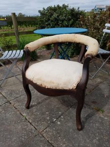 Remove horse hair batting??? : r/upholstery